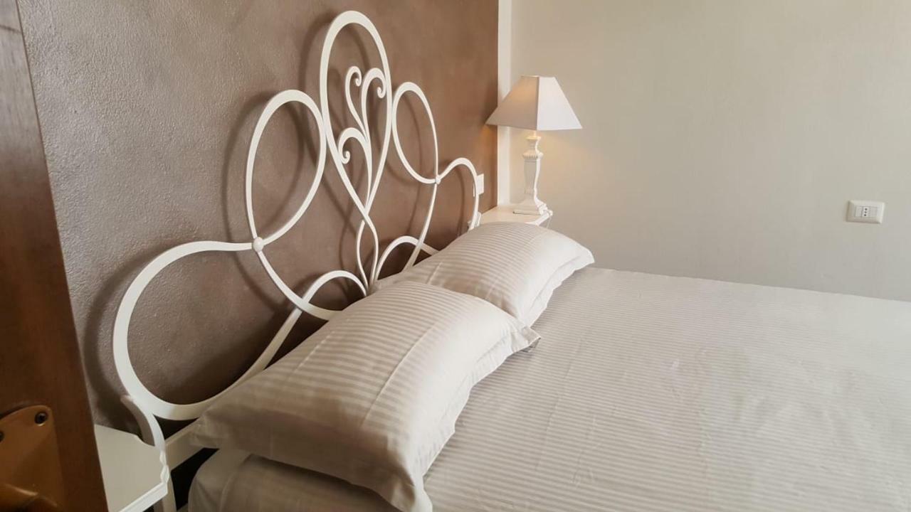 Residenza Via Rocca Tre Lejlighed Lazise Eksteriør billede