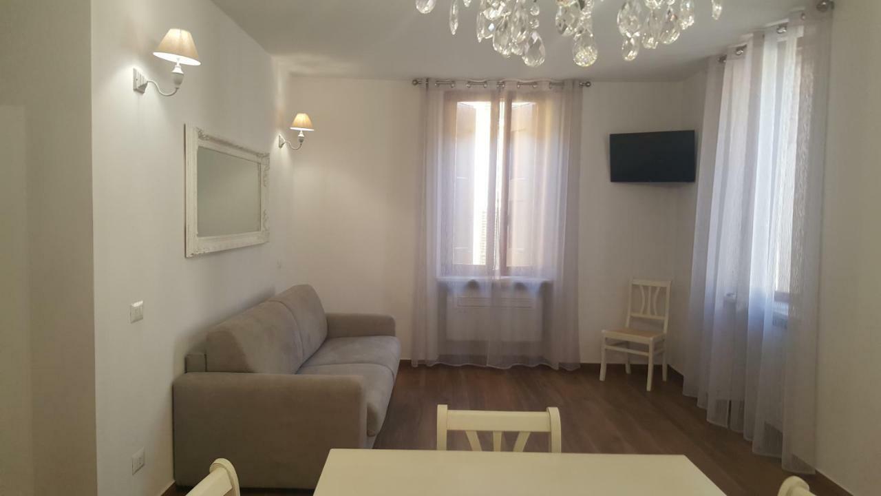 Residenza Via Rocca Tre Lejlighed Lazise Eksteriør billede